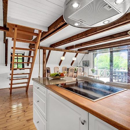 Stunning Home In Logstrup With Kitchen Bagian luar foto