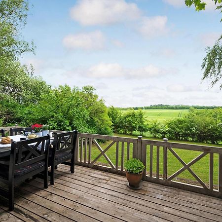 Stunning Home In Logstrup With Kitchen Bagian luar foto